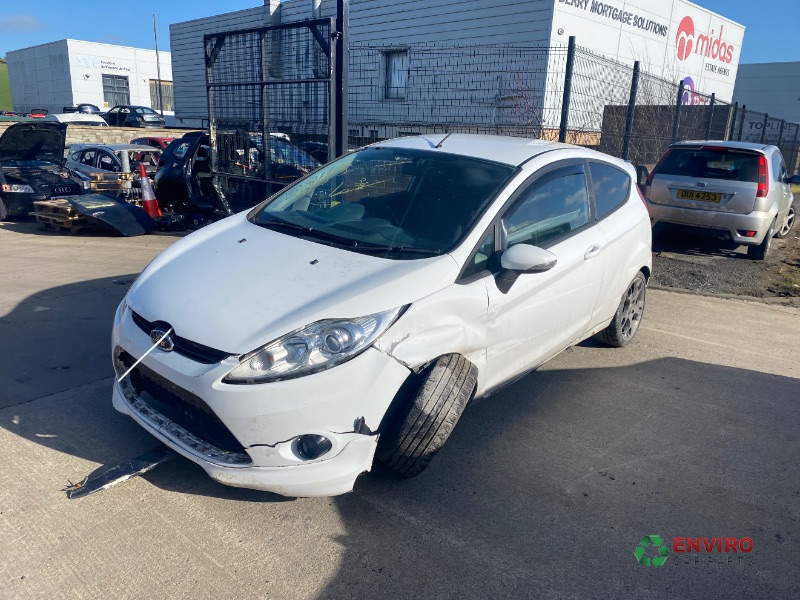 2010 FORD FIESTA ZETEC S 120 for breaking