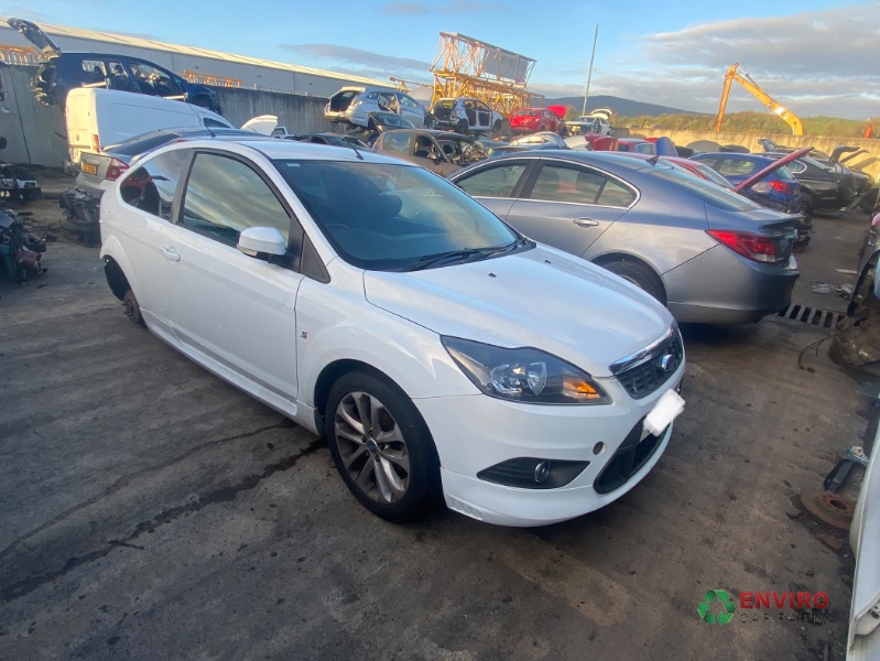 2010 FORD FOCUS ZETEC S TDCI 109 for breaking