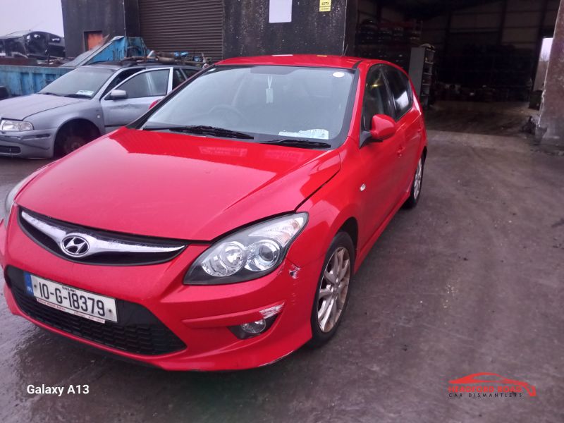 2010 HYUNDAI I30 1.6 COMFORT CRDI 5DR for breaking