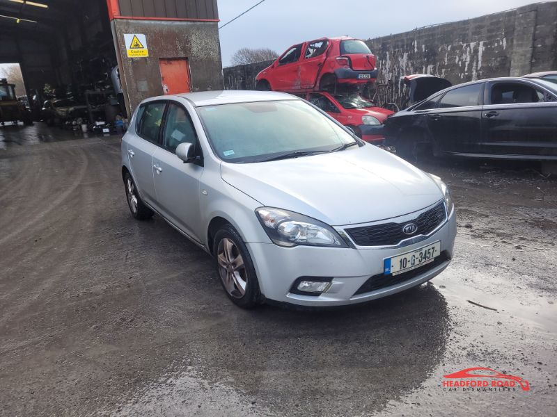 2010 KIA CEED CEE'D 1.6 D TX 5DR for breaking