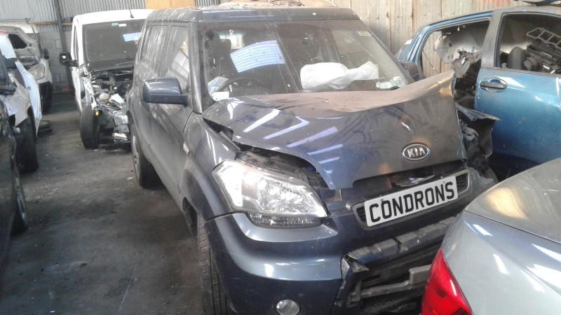2010 KIA SOUL 1.6 CRDI 2 5DR AUTO for breaking