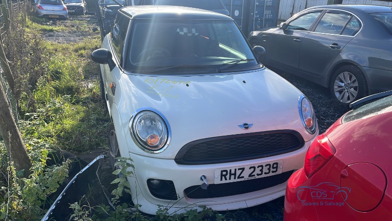 2010 MINI MINI FIRST for breaking