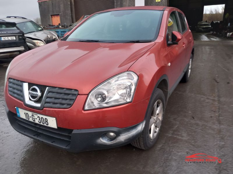 2010 NISSAN QASHQAI 1.6 SE 5DR for breaking