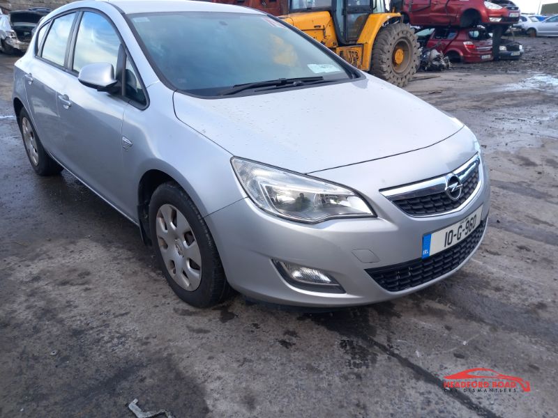 2010 OPEL ASTRA S 1.4 I 100PS 5DR for breaking