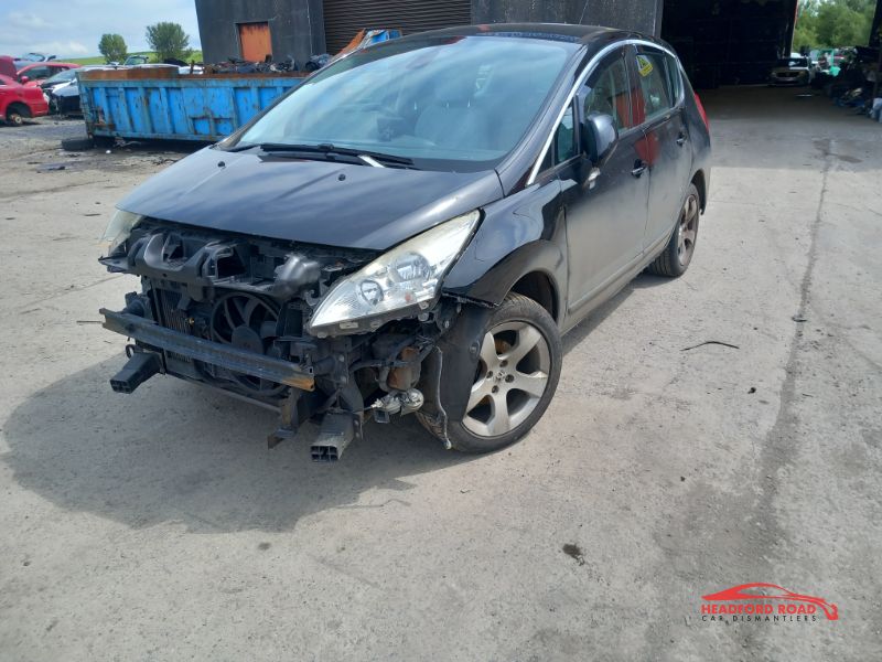 2010 PEUGEOT 3008 1.6 HDI SPORT EGC 110BHP S-A 5DR AUTO for breaking