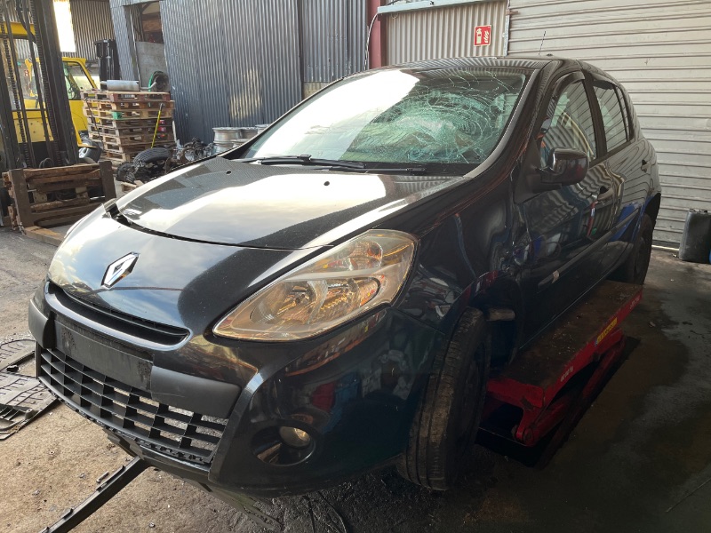 2010 RENAULT CLIO 3 PH2 1.5 DCI 85 ROYALE 5DR for breaking