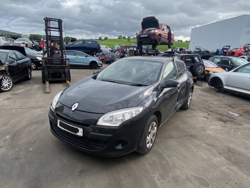 2010 RENAULT MEGANE EXPRESSION DCI 106 for breaking
