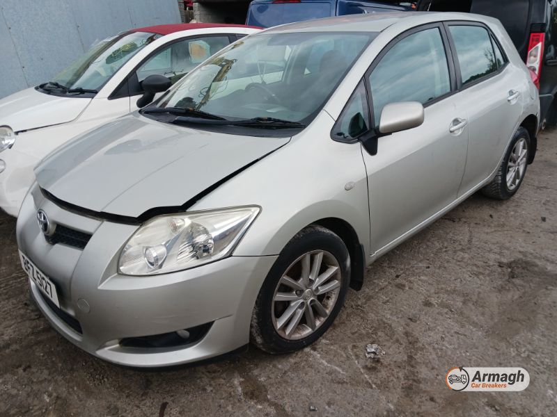 2010 TOYOTA AURIS TR STOPSTART VVT-I for breaking