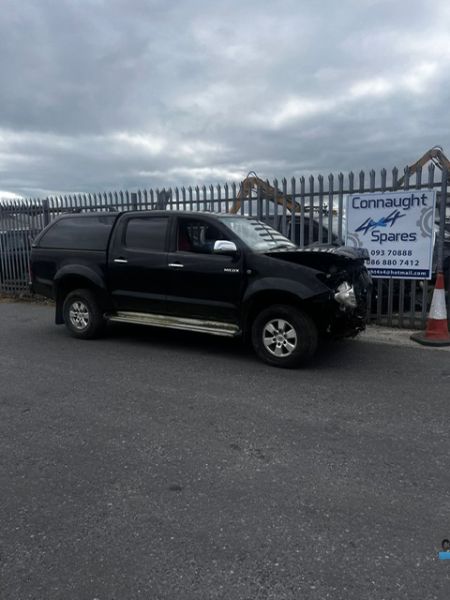 2010 TOYOTA HILUX 3.0 D-4D D/CAB HL3 4DR for breaking