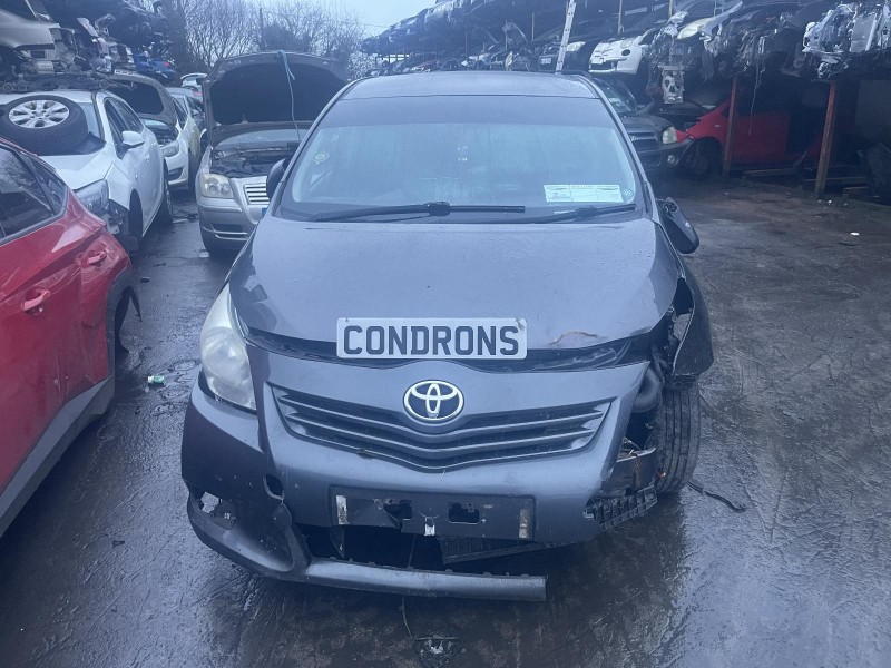 2010 TOYOTA VERSO D-4D TR 5DR for breaking