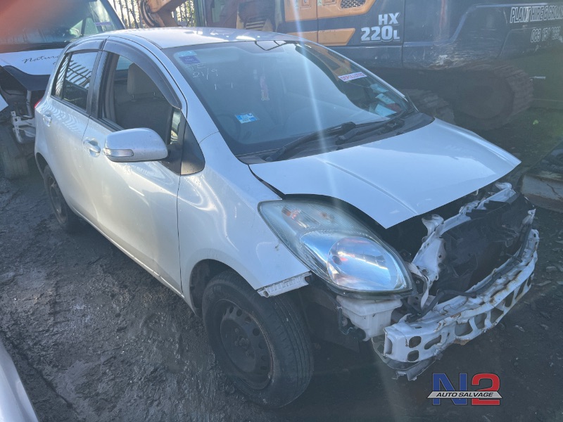2010 TOYOTA VITZ KSP90 5DR CVT for breaking