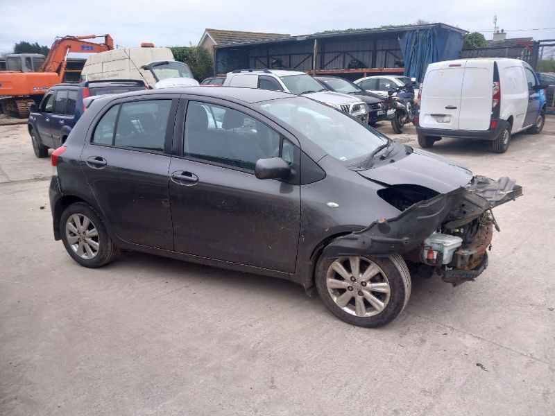 2010 TOYOTA YARIS 1.33 VVT-I TR 5DR 99BHP for breaking