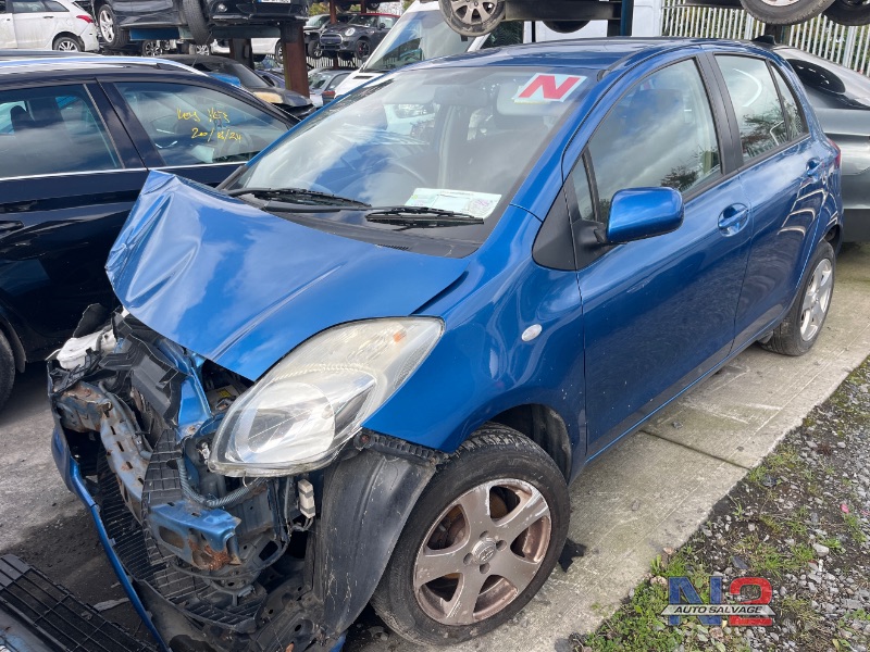 2010 TOYOTA YARIS MC 1.0 LUNA AIR CONDITIONING 5DR for breaking