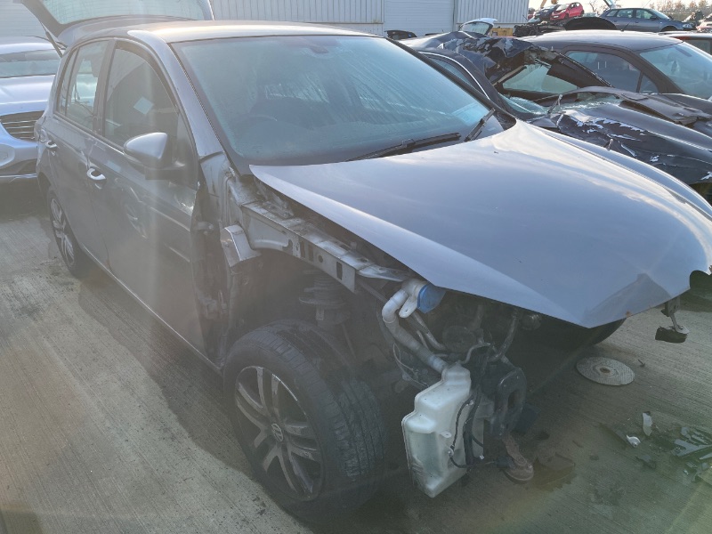 2010 VOLKSWAGEN GOLF 2.0 TDI SE 140PS 5DR for breaking