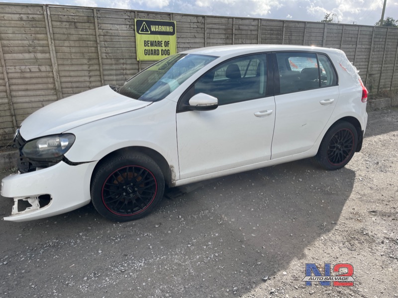 2010 VOLKSWAGEN GOLF S TDI for breaking