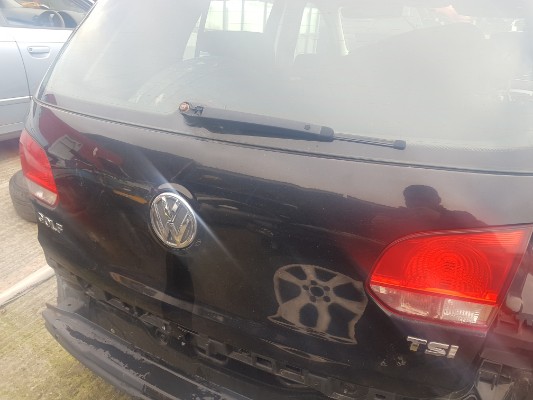 2010 VOLKSWAGEN GOLF TL 1.2tsi M6F 105BHP 5DR for breaking