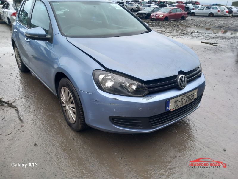 2010 VOLKSWAGEN GOLF TRENDLINE 1.2 TSI MANUAL 6SPEED FWD 105BHP 5DR for breaking