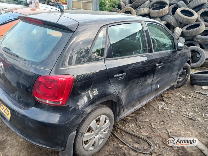 2010 VOLKSWAGEN POLO S 60 for breaking