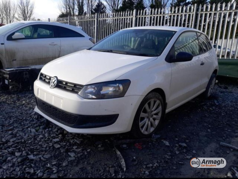 2010 VOLKSWAGEN POLO S 60 for breaking