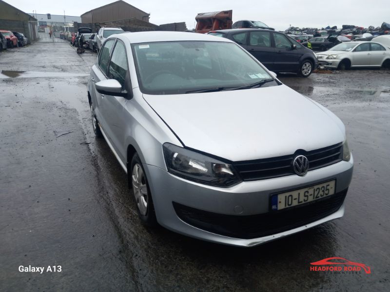 2010 VOLKSWAGEN POLO TRENDLINE 1.2 MANUAL 5SPEED 5DR 60 BHP 60BHP for breaking