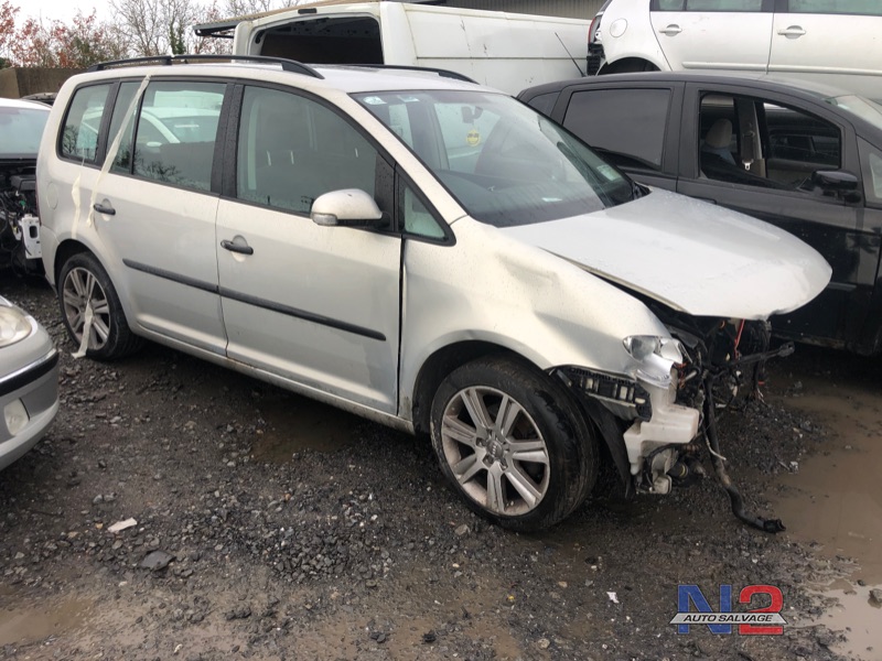 2010 VOLKSWAGEN TOURAN CONCEPT 1.9 TDI 105BHP 5DR for breaking