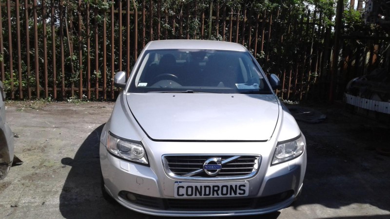 2010 VOLVO S40 D2 1.6 D DRIVE SE LUXURY 4DR for breaking