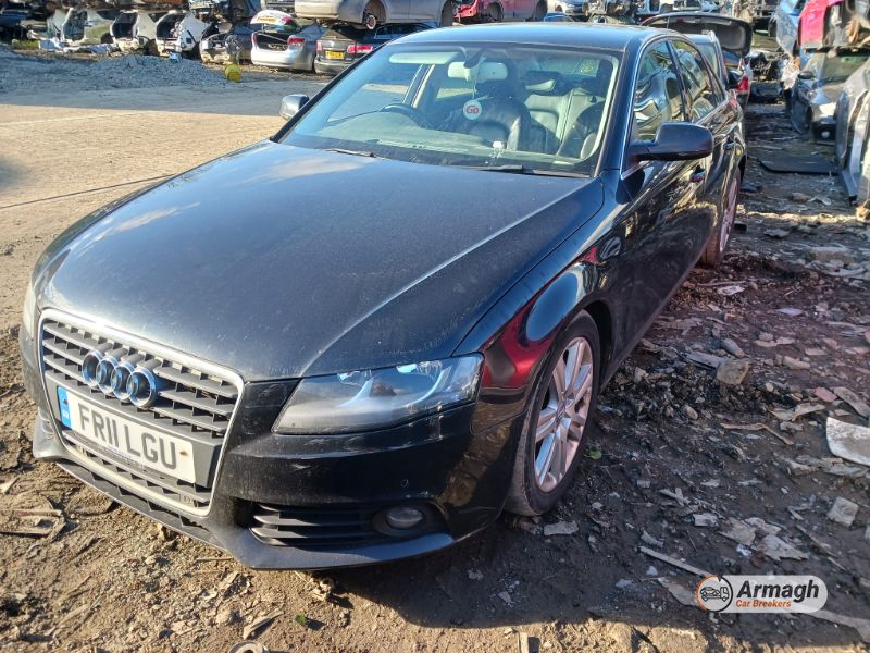 2011 AUDI A4 TECHNIK TDI for breaking