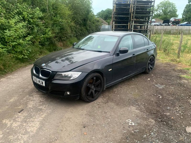 2011 BMW 3 SERIES 320D EFFICIENT DYNAMICS for breaking