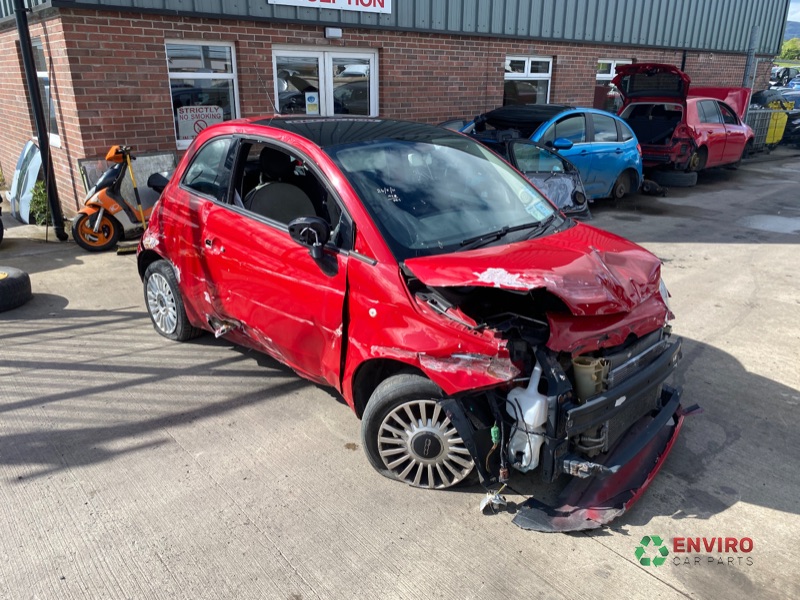 2011 FIAT 500 1.2 LOUNGE 69BHP 3DR for breaking