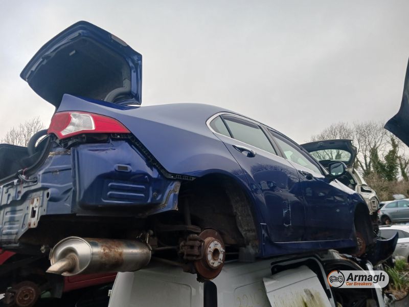 2011 HONDA ACCORD ES GT I-DTEC for breaking