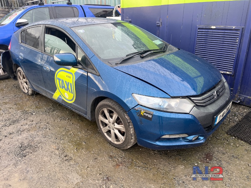 2011 HONDA INSIGHT IMA ES CVT 5DR AUTO for breaking