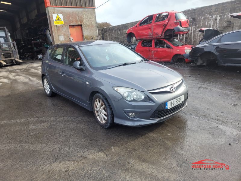 2011 HYUNDAI I30 1.4 COMFORT 109PS 5DR for breaking