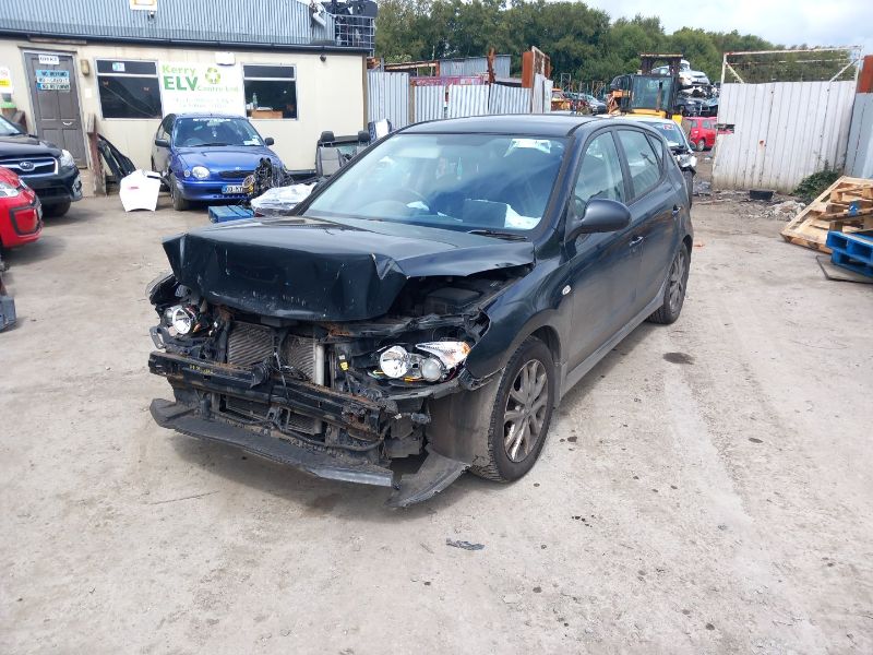 2011 HYUNDAI I30 1.6 COMFORT CRDI 5DR for breaking