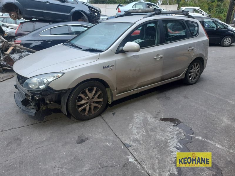 2011 HYUNDAI I30 1.6 CROSSWAGON A 4DR for breaking