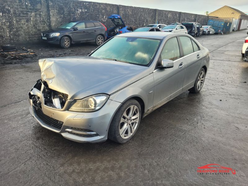 2011 MERCEDES C-CLASS for breaking