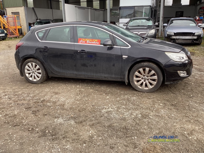 2011 OPEL ASTRA SE 1.7 CDTI 110PS 5DR for breaking