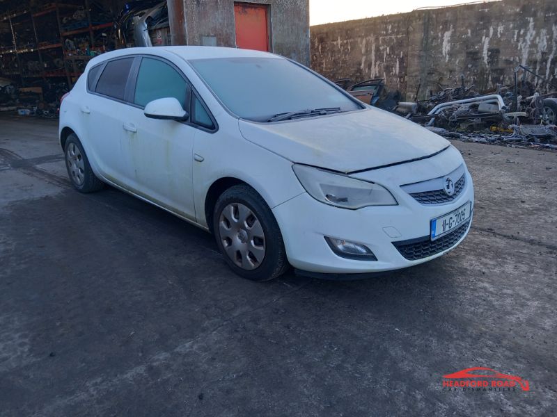 2011 OPEL ASTRA VAUXHALL 1.3 CDTI EXCLUSIVE ECOFLE ECOFLEX 5DR 95PS for breaking