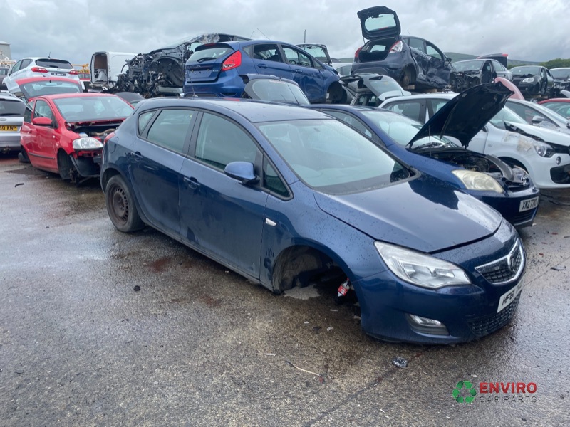 2011 OPEL ASTRA VAUXHALL ES CDTI ECOFLEX S/S for breaking