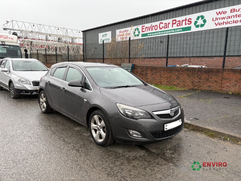 2011 OPEL ASTRA VAUXHALL SRI for breaking