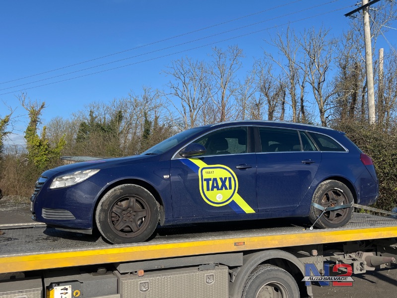 2011 OPEL INSIGNIA VAUXHALL 2.0 CDTI EXCLUSIVE NAV 16 160PS 5DR AUTO A for breaking