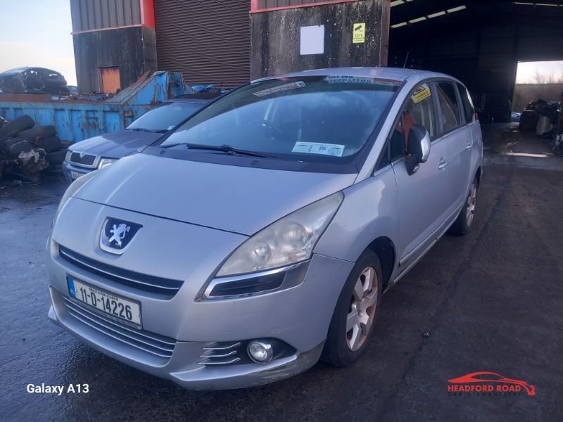 2011 PEUGEOT 5008 SX 1.6 HDI 110 7 SEATS ECO 7S 5DR AUTO for breaking
