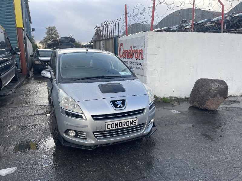 2011 PEUGEOT 5008 SX 1.6 HDI 112 7S EURO 5 E5 5D for breaking