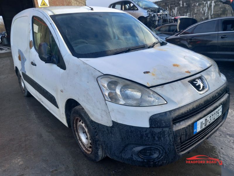 2011 PEUGEOT PARTNER B9 1.6 HDI 75 VAN LEVEL 1 L1 PANEL 4DR for breaking
