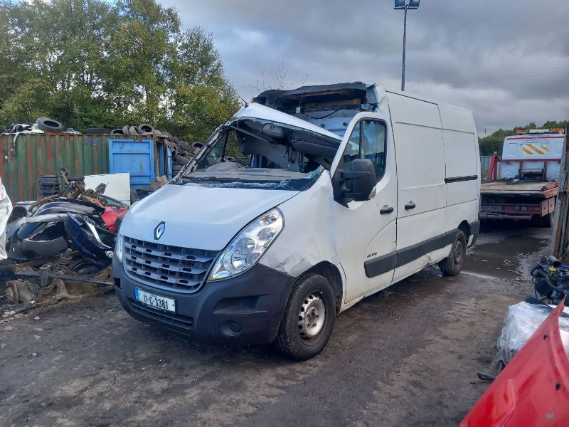 2011 RENAULT MASTER III FWD MM33 100 COMFORT 3DR for breaking