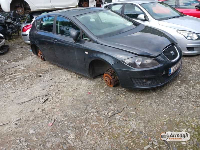 2011 SEAT/CUPRA LEON 1.6 TDI CR REFERENCE SE 4DR for breaking