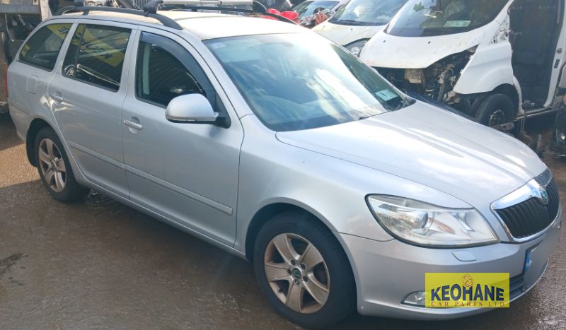 2011 SKODA OCTAVIA 1.6 TDI CR ELEGANCE 10 105BHP 5DR for breaking