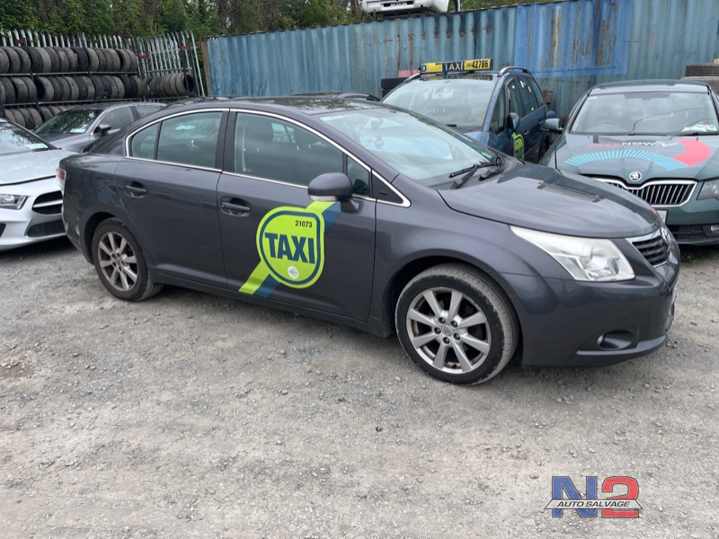 2011 TOYOTA AVENSIS 2.0 D-4D AURA DPF 4DR for breaking