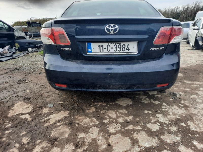 2011 TOYOTA AVENSIS 2.0 D-4D AURA DPF 4DR for breaking