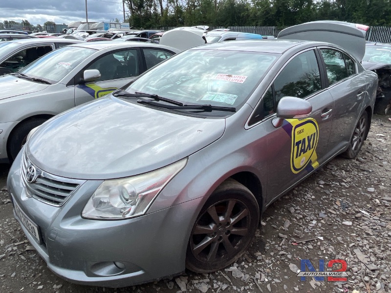 2011 TOYOTA AVENSIS 2.0 D-4D AURA DPF 4DR for breaking