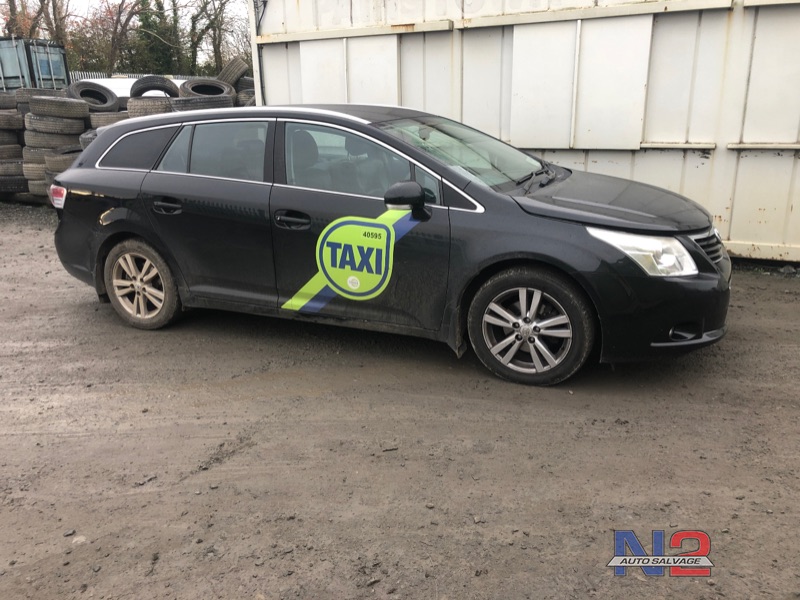 2011 TOYOTA AVENSIS D-4D T4 5DR for breaking